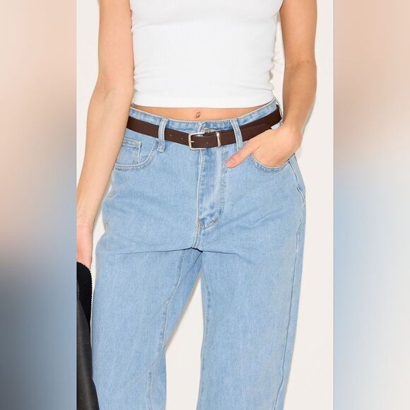 NWT PRETTYLITTLETHING Light Blue Wash High Waist Straight Leg Jeans - Picture 6 of 6